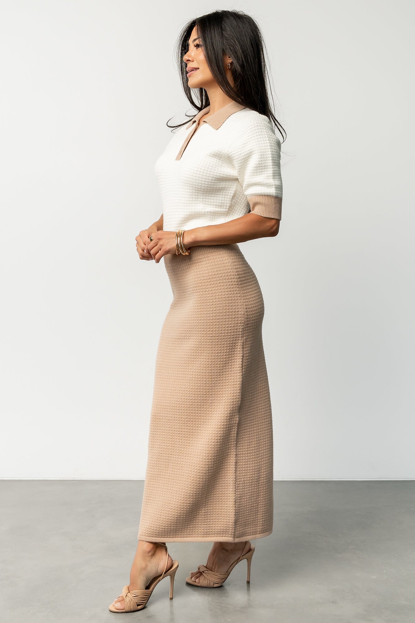 Gwendolyn Collared Midi Dress | Taupe + Off White