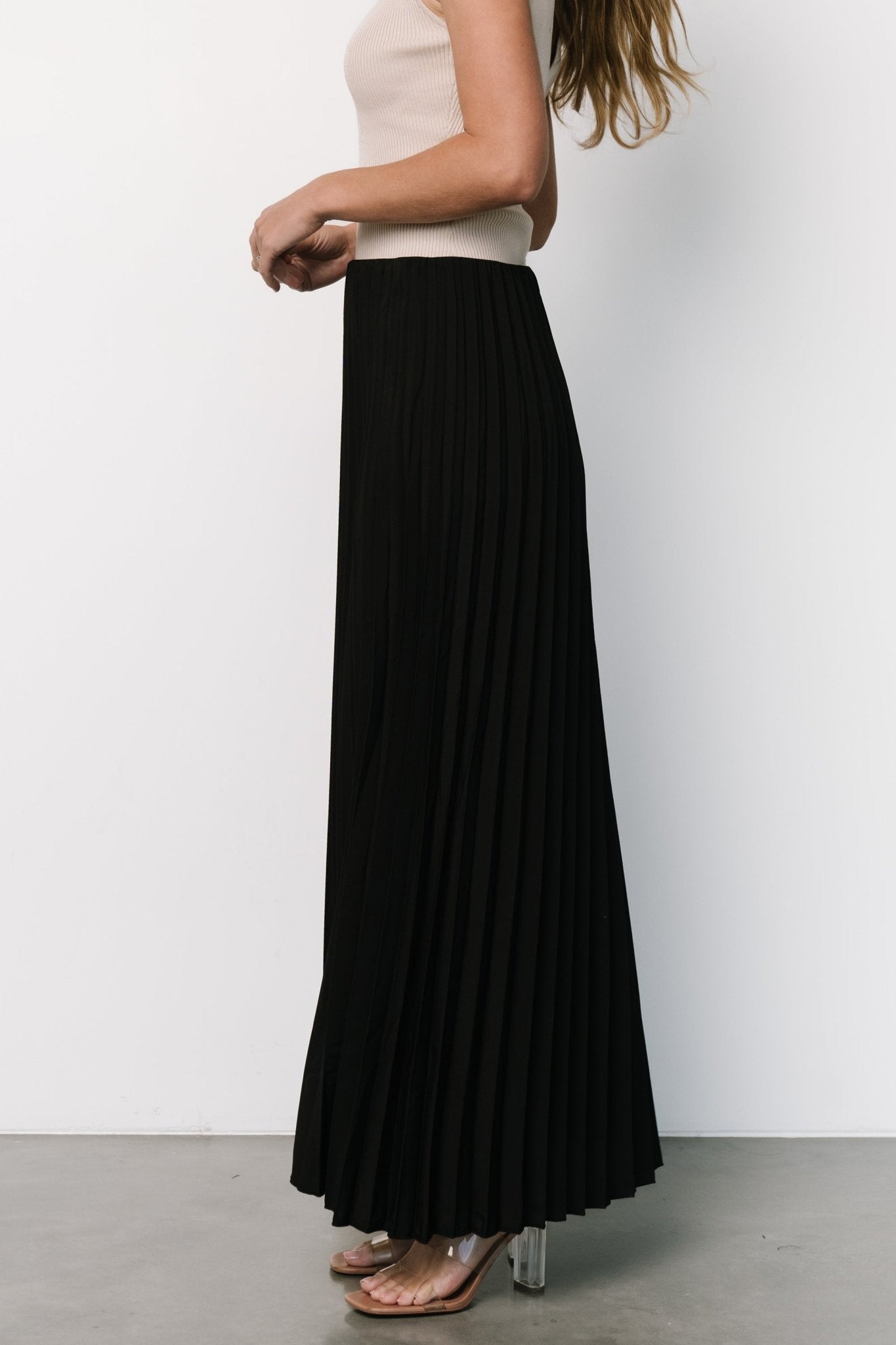 Vinny Pleated Maxi Skirt | Black
